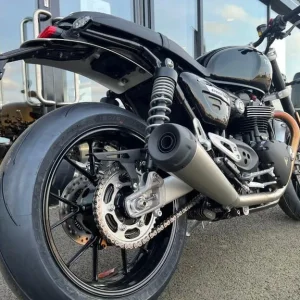 2024 Triumph Speed Twin 1200cc with just 252 miles - Image 7