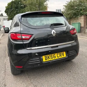 2016 Renault Clio 1.2 16V Dynamique Nav HATCHBACK - Image 8