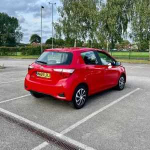 2019 Toyota Yaris 1.0L Manual 5-door - Image 6
