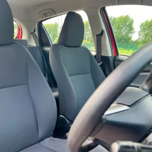 2019 Toyota Yaris 1.0L Manual 5-door - Image 7