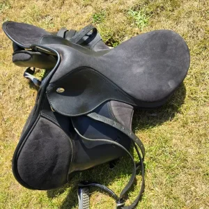 Thorowgood 17" T4 saddle