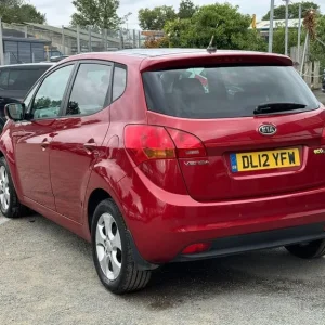 2012 Kia Venga 1.6 CRDi 3 Euro 5 Diesel Hatchback with Sat Nav - Image 3