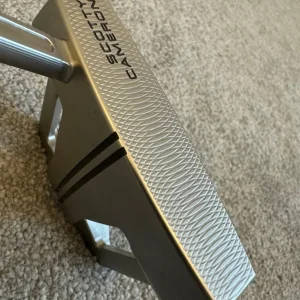 Scotty Cameron Phantom 33” Putter MINT - Image 4