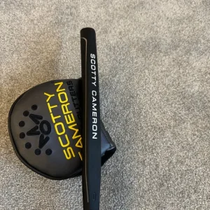 Scotty Cameron Phantom 33” Putter MINT - Image 5
