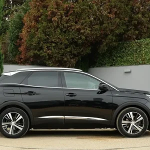 2025 Peugeot 3008 1.6 Hybrid GT Line e-EAT with Panoramic Roof and 36-Color Camera - Image 7