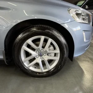 2017 Volvo XC60 2.4 D4 SE Lux Nav AWD SUV - Image 3