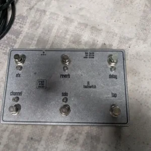 Roland Cube 80xl with Bright Onions pedal - Image 7