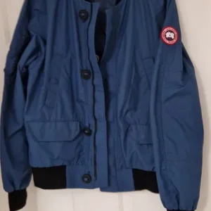 Canada Goose Bomber Jacket - Image 4