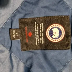 Canada Goose Bomber Jacket - Image 6