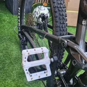 Giant full suspension mountain bike - Image 6