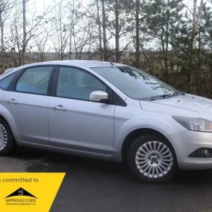 2009 Ford Focus Titanium Hatchback Petrol Manual - Image 4