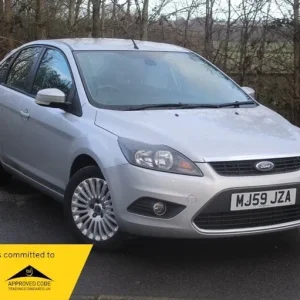 2009 Ford Focus Titanium Hatchback Petrol Manual - Image 5