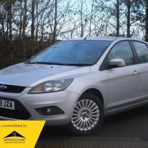 2009 Ford Focus Titanium Hatchback Petrol Manual