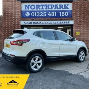1999 Nissan Qashqai 1.5 dCi diesel 115 Acenta Premium 5-door manual - Image 8