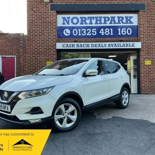 1999 Nissan Qashqai 1.5 dCi diesel 115 Acenta Premium 5-door manual