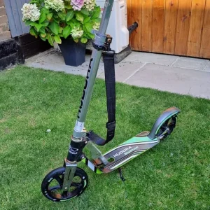 Hudora foldable scooter