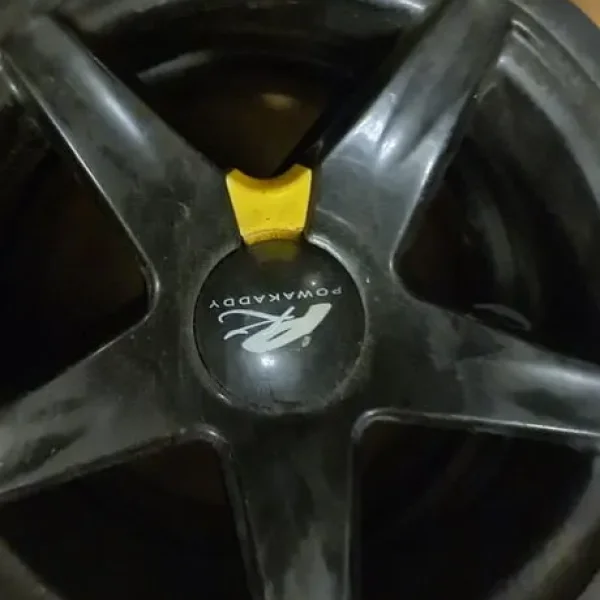 Golf trolley wheels