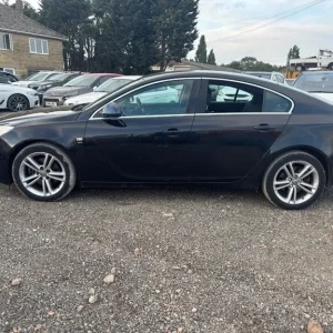 2009 Vauxhall Insignia 2.0 CDTi SRi 5-door hatchback - Image 6