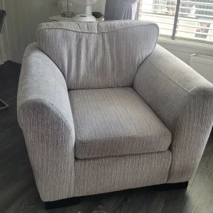 Small 3 seater sofa and matching armchair - Image 3