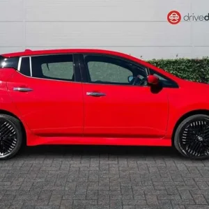 2022 Nissan Leaf 59kWh e+ N-Connecta 5-door Hatchback - Image 2