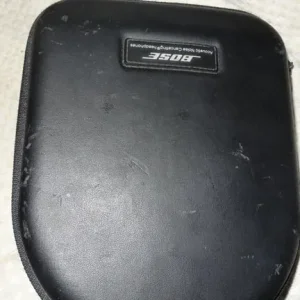 Bose QuietComfort 3 Headphones - Image 2