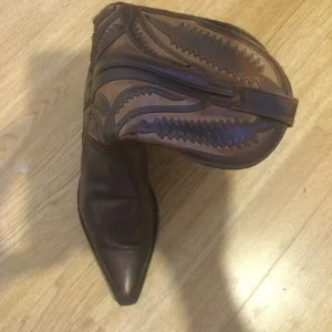 HAND MADE MONTANA BOOTS, PATINA LEATHER MOTIFS, BROWN SIZE 8 UK - Image 3