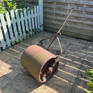 Garden ornamental lawn roller - Image 2