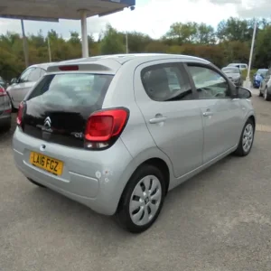 2016 Citroen C1 1.2 PureTech Feel 5-door Hatchback - Image 6