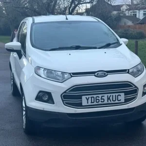 2015 Ford EcoSport 1.5 Zetec Manual 5-door SUV - Image 3