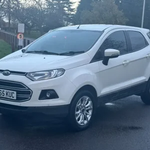 2015 Ford EcoSport 1.5 Zetec Manual 5-door SUV - Image 7