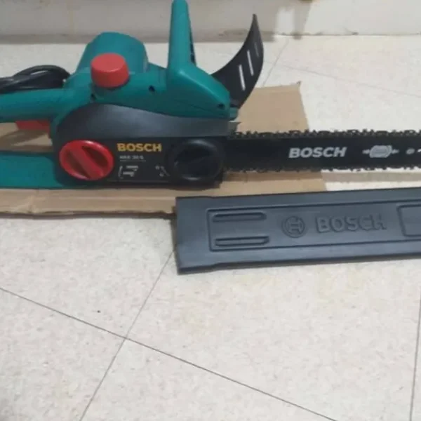 Bosch 1800W Electric Corded Chainsaw