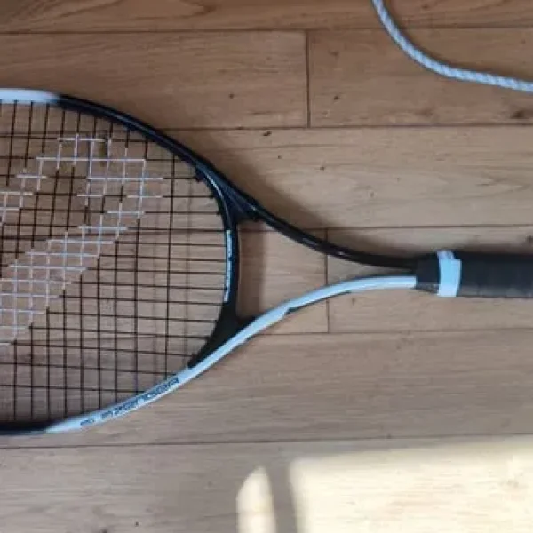 slazenger tennis racket in very good condition