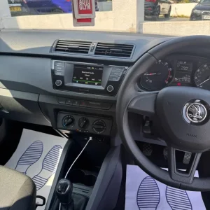 Skoda Fabia 1.8L Hatchback 2018 Manual 5 Doors - Image 7