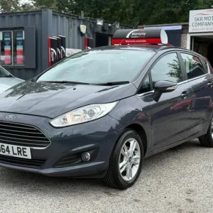 2014 Ford Fiesta 1.25 Zetec Euro 5 5-door hatchback petrol manual - Image 8