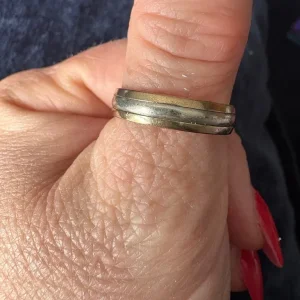 Men’s Wedding Ring - Image 3
