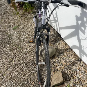 Claud Butler Explorer 200 - Image 6