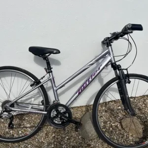 Claud Butler Explorer 200