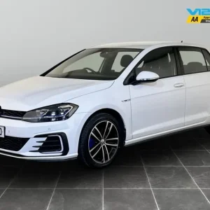 2017 Volkswagen Golf 1.4 TSI GTE 5-door Hatchback - Image 6
