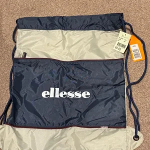 Ellesse string bag