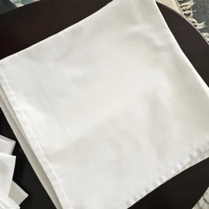 17 Square Cloth Napkins – White, 12 Linen & 5 Polyester, 51cm