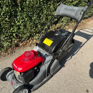 Honda HRX426 self propelled lawn mower good working order