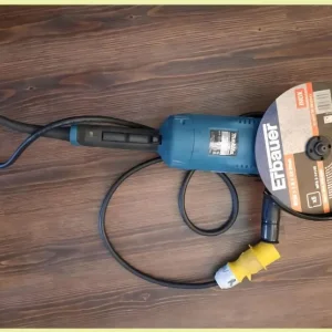 Makita Angle Grinder GA9020S