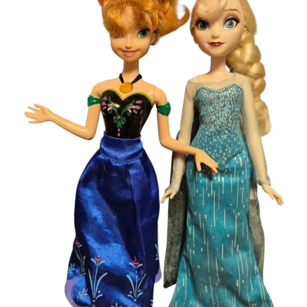 anna and elsa dolls