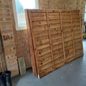 Waneylap Fence Panels 6' x 5' with Capping, Two - Image 3