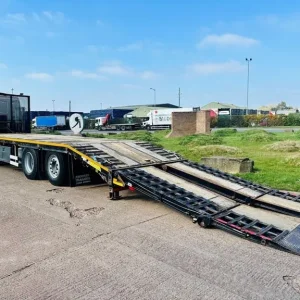 2017 DAF CF 400 EURO 6 with 8x2 lift and steer, Andover Beavertail body - Image 3