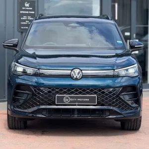 2025 Volkswagen Tiguan 2.0 TDI R-Line 5dr SUV - Image 3