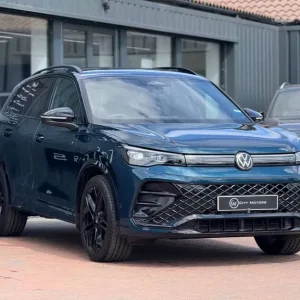 2025 Volkswagen Tiguan 2.0 TDI R-Line 5dr SUV - Image 4