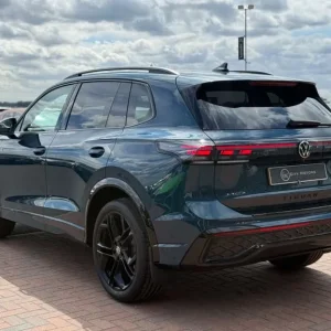 2025 Volkswagen Tiguan 2.0 TDI R-Line 5dr SUV - Image 8