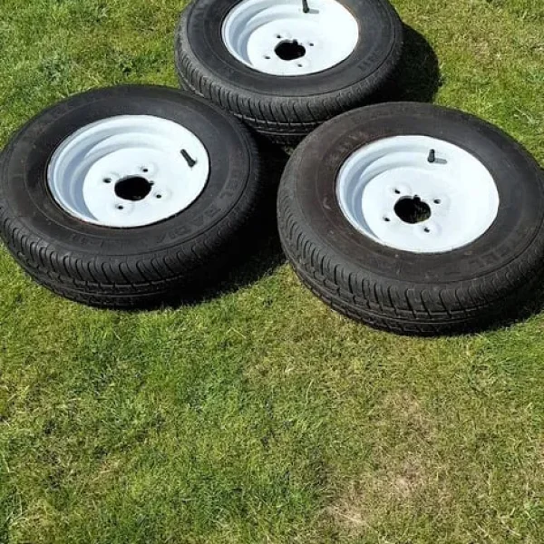 3x AS NEW TRAILER TYRES WITH WHEELS