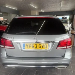 2013 Mercedes-Benz E-Class 2.1 CDI AMG Sport G-Tronic+ - Image 6